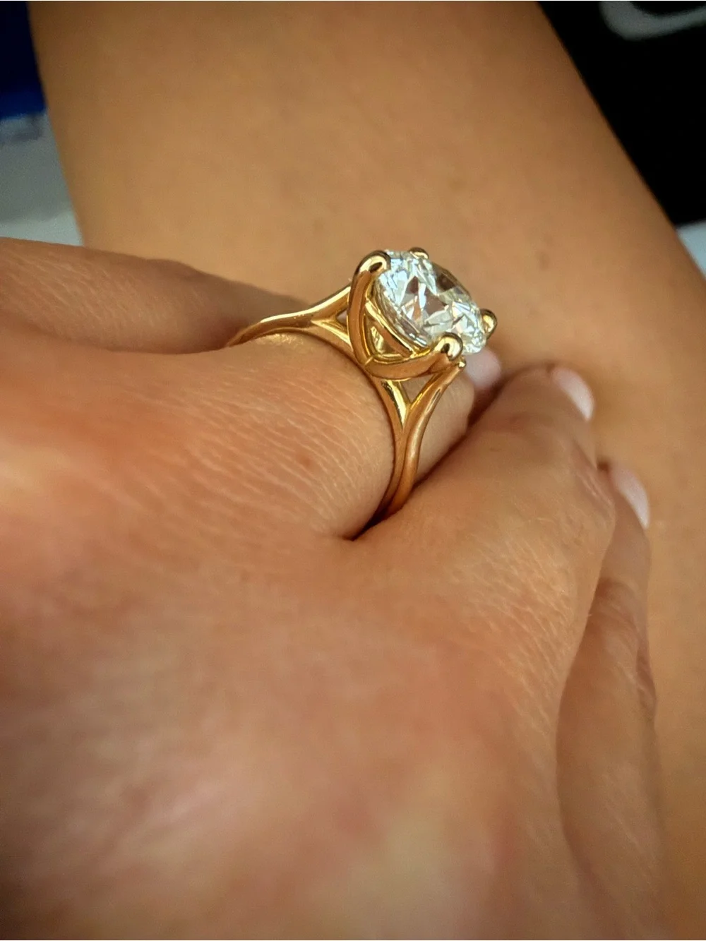 Solid 14kt Yellow Gold Ring 2mm, IGI certified 3.09ct Lab Grown Round Brilliant